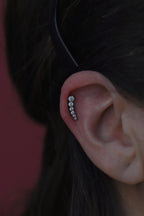 SILVER 6-GEMS ROUND ZIRCON CLUSTER