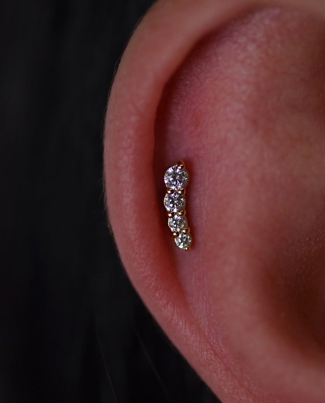 GOLD 4-GEMS ROUND ZIRCON CLUSTER