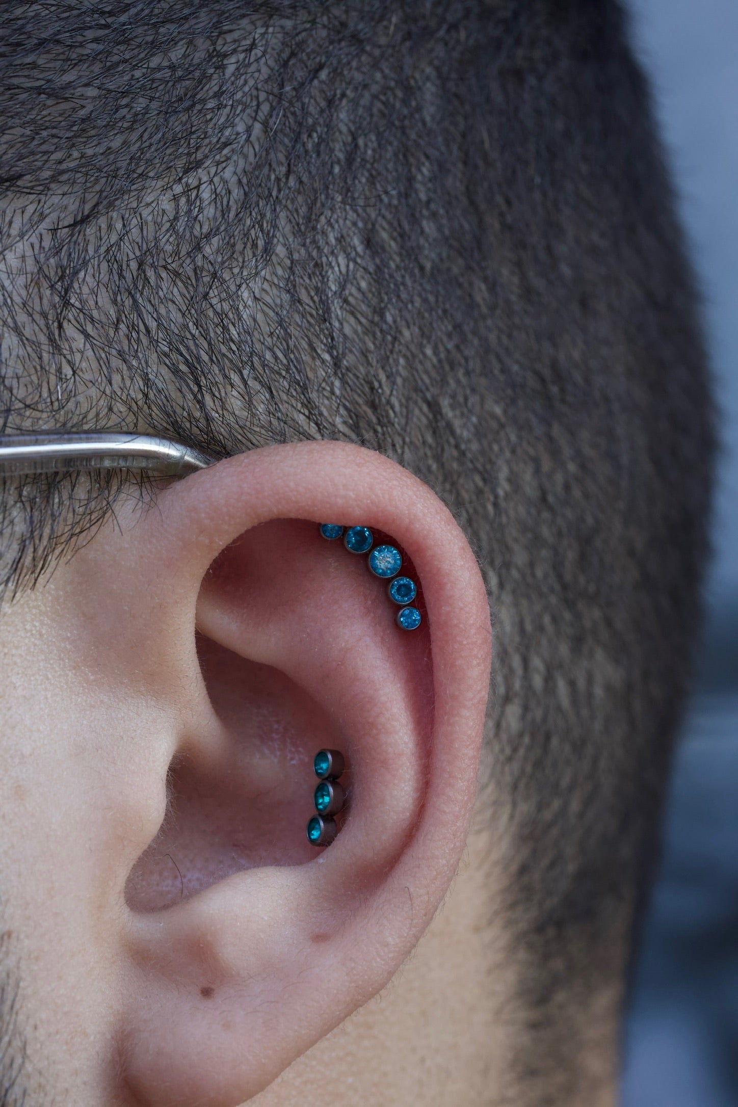 TITANIUM COLOURED GEMS COMBO CLUSTER