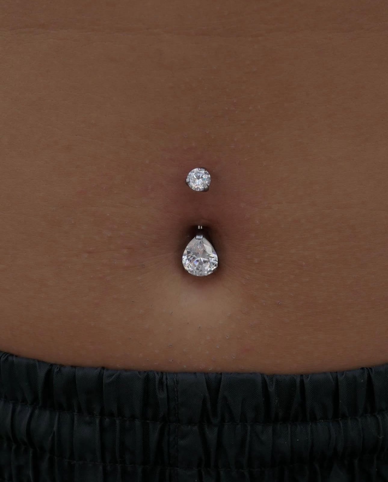 NAVEL TEARDROP ZIRCON JEWEL