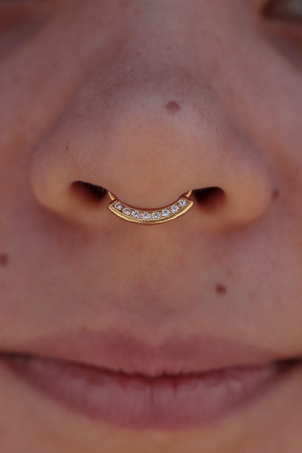 GOLD PVD OVAL DAITH HOOP WITH GEMS