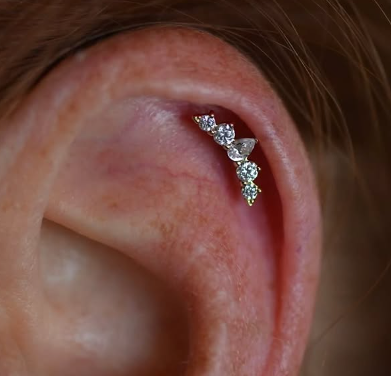 14KT YELLOW THREADLESS CURVED BAR TOP WITH 5-CLUSTER ROUND & TEARDROP GEMSTONES