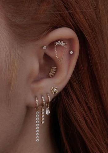 18K GOLD SPIDER TOP WITH MIDDLE ZIRCON