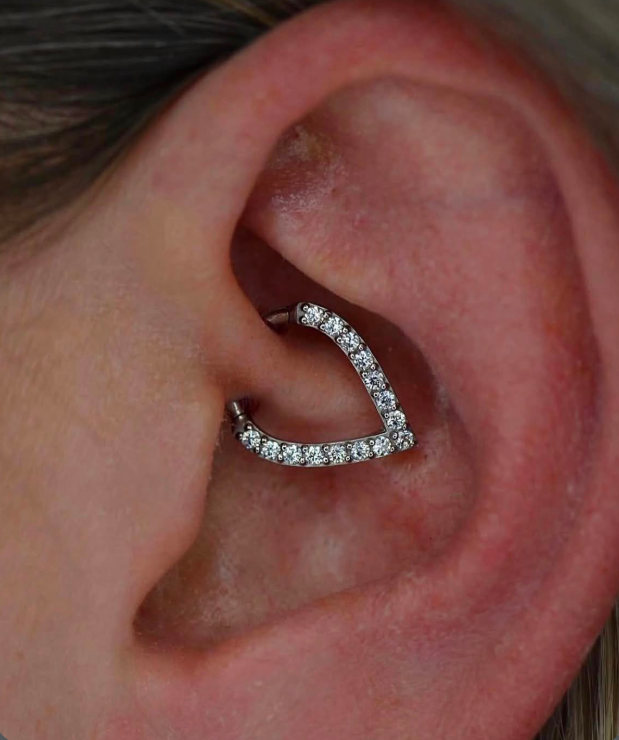TITANIUM V-SHAPED DAITH CLICKER